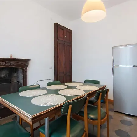 Paruzzi Villa *