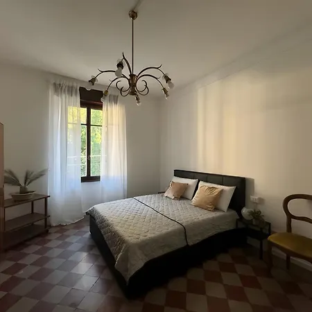 Paruzzi Villa *