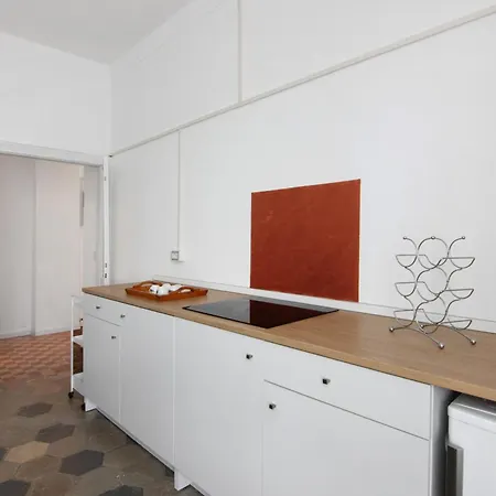 Paruzzi Villa